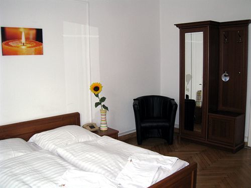 Hotel Amelie West 3*